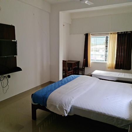 Bainduru Hotel Blue Rays מראה חיצוני תמונה