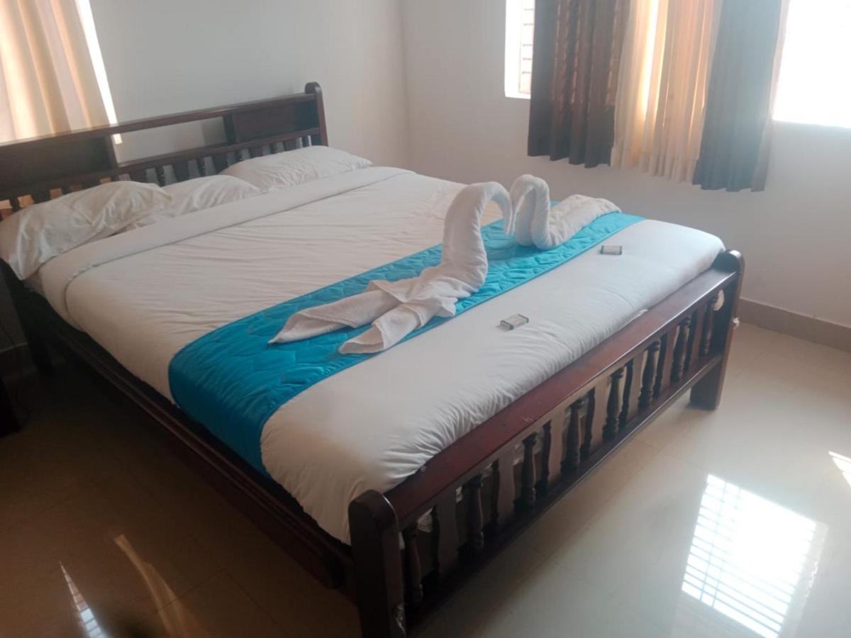 Bainduru Hotel Blue Rays מראה חיצוני תמונה